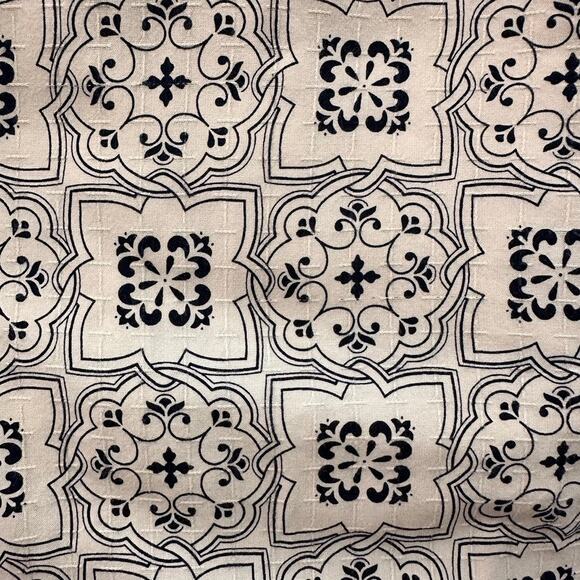 Ann Taylor XS Short Sleeve Shirt Mock Neck Black White Lined Timeless - Picture 2 of 9